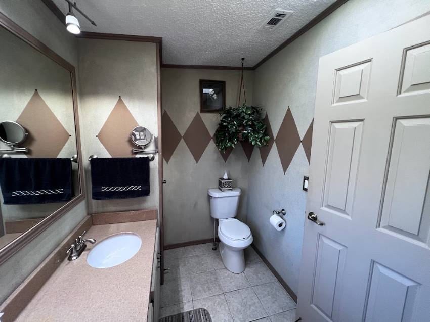 355 Putter Circle a Winter Haven, FL Mobile or Manufactured Home for Sale
